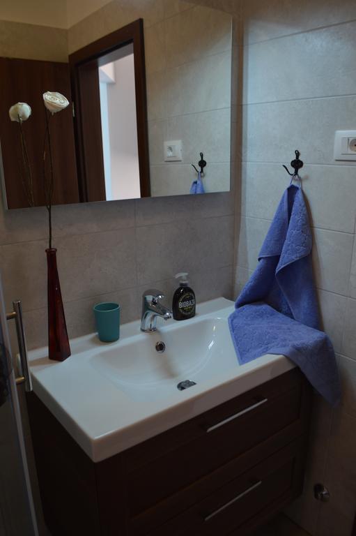 רוביני Apartment Bozac מראה חיצוני תמונה