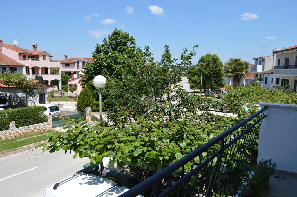 רוביני Apartment Bozac מראה חיצוני תמונה